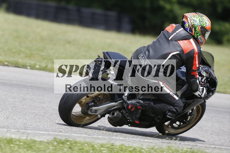 Archiv-2025/22 06.06.2025 DISCOVER the BIKE ADR/Bike 1 gruen/54